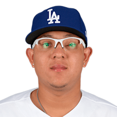 Julio Urías in 2019
