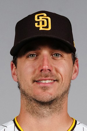 Headshot of Kyle Hart
