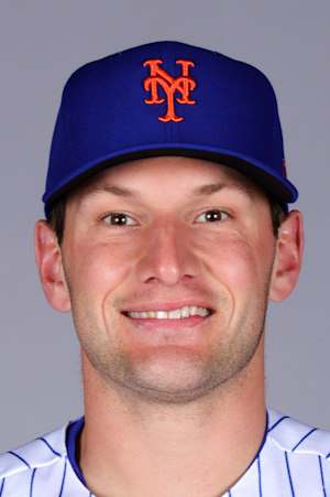 Headshot of Hayden Senger