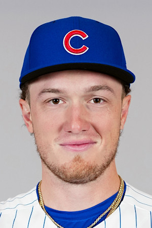 Headshot of Gavin Hollowell