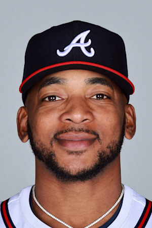 Headshot of Darius Vines
