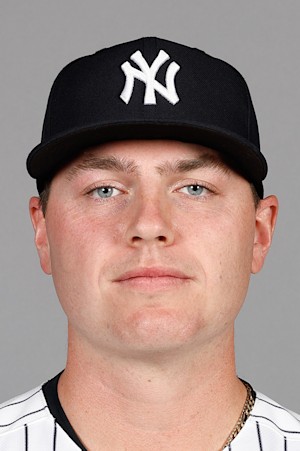 Headshot of Ryan Weathers