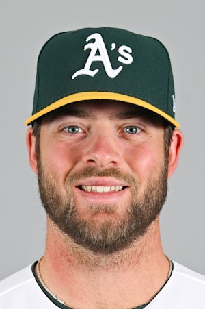 Headshot of Mason Barnett