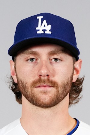 Headshot of Noah Miller
