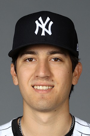 Headshot of Luis Serna