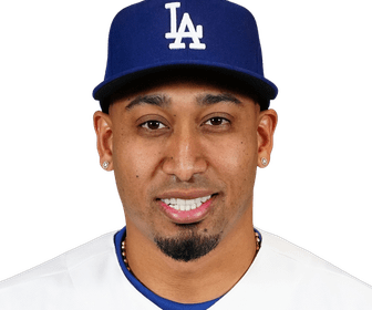 Edwin Díaz headshot