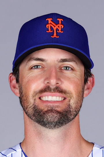 Clay Holmes headshot