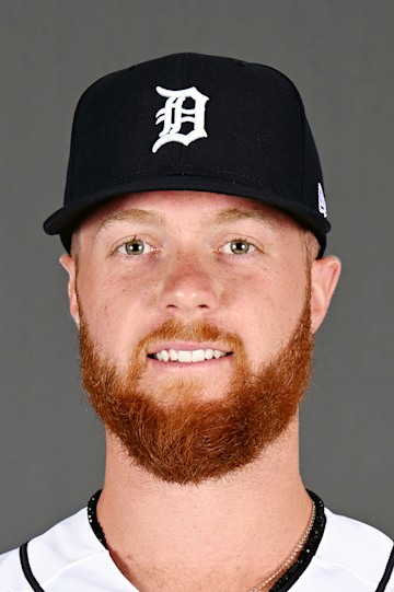 Logan Shore headshot