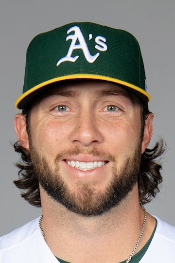 Garrett Williams headshot