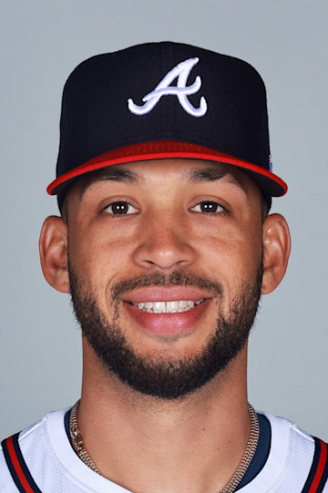Luis Liberato headshot