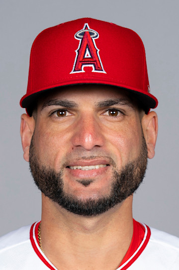 Luis Barrera headshot