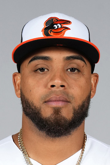 Darwinzon Hernández headshot