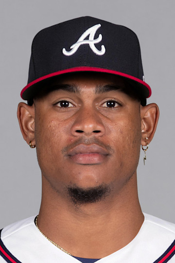 Edgar Santana headshot