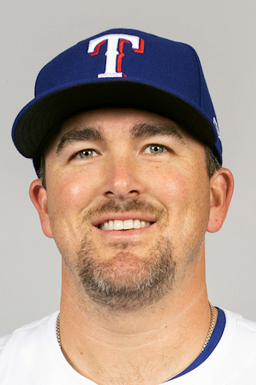 Jonathan Holder headshot