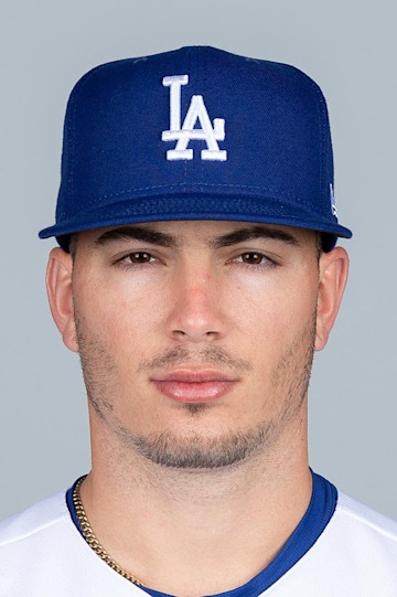Omar Estévez headshot