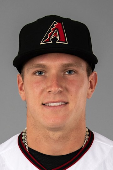 Levi Kelly headshot