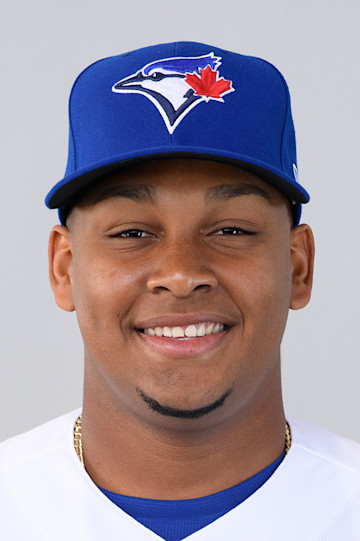 Elvis Luciano headshot