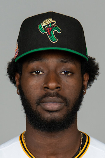 Tahnaj Thomas headshot