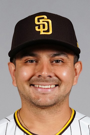 Omar Cruz headshot