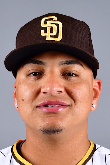Efrain Contreras headshot