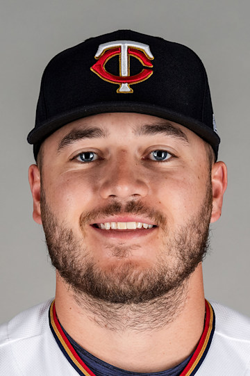 Seth Gray headshot