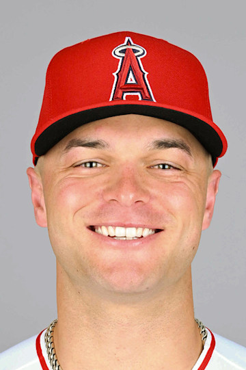 Logan O'Hoppe headshot