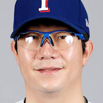 Hyeon-Jong Yang