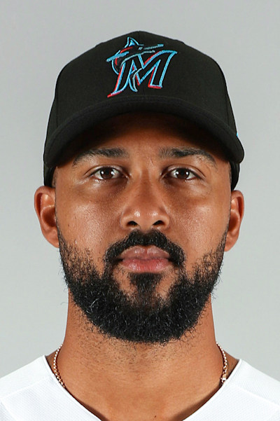 Official MLB headshot of Sandy Alcantara