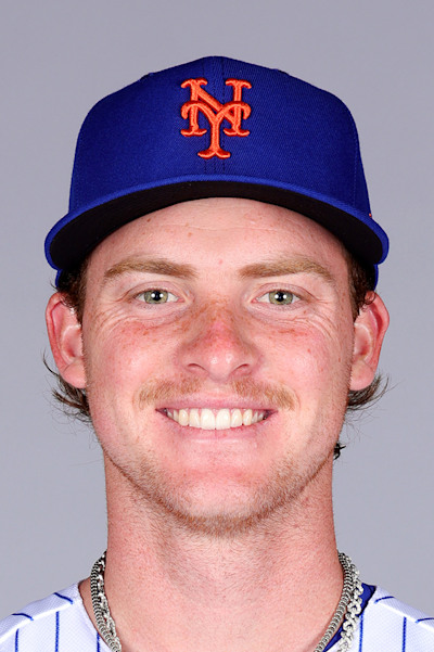 Official MLB headshot of Carson Benge