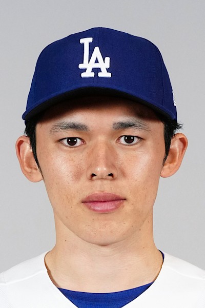 Official MLB headshot of Roki Sasaki
