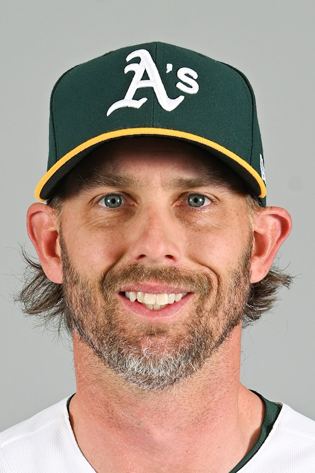 Jeff McNeil headshot