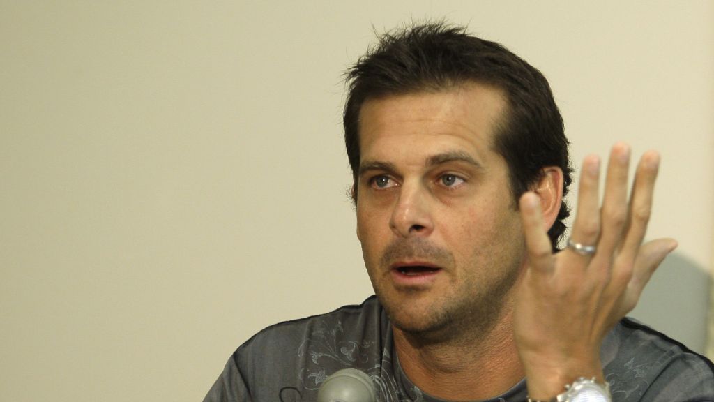 Aaron Boone reportedly a candidate for Yankees' managerial job