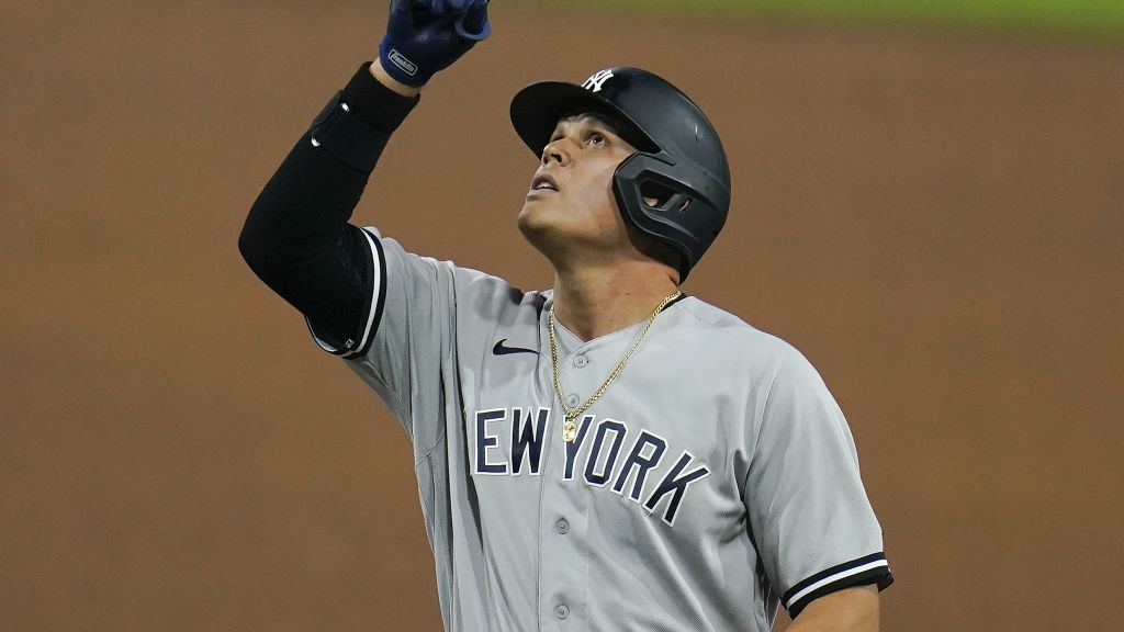 Yankees' Gio Urshela out three months after elbow surgery