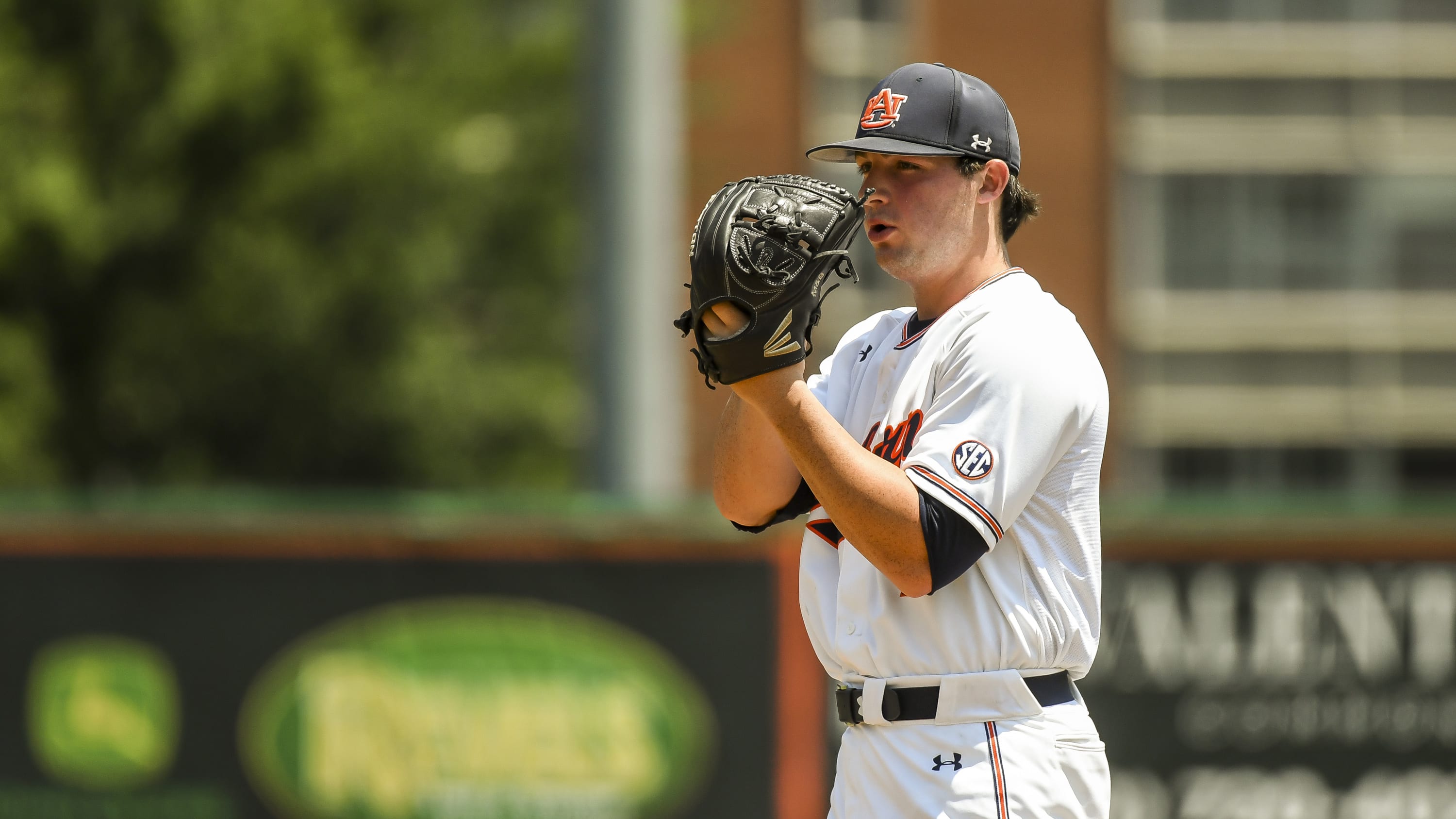TN pitcher Chase Burns named Freshman National Player of the Year