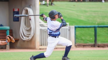 Baseball Finishes Weekend with 5-2 Win Over Rockets - Miami