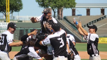 16u catcher. Needing help with stance . Questions about catching stance .