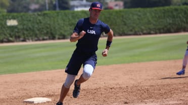 Twins mount late comeback to win series opener 7-5 over Rangers