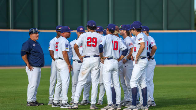 No. 21 Baseball falls to No. 19 Stanford in ninth, 3-2 - University of Texas  Athletics