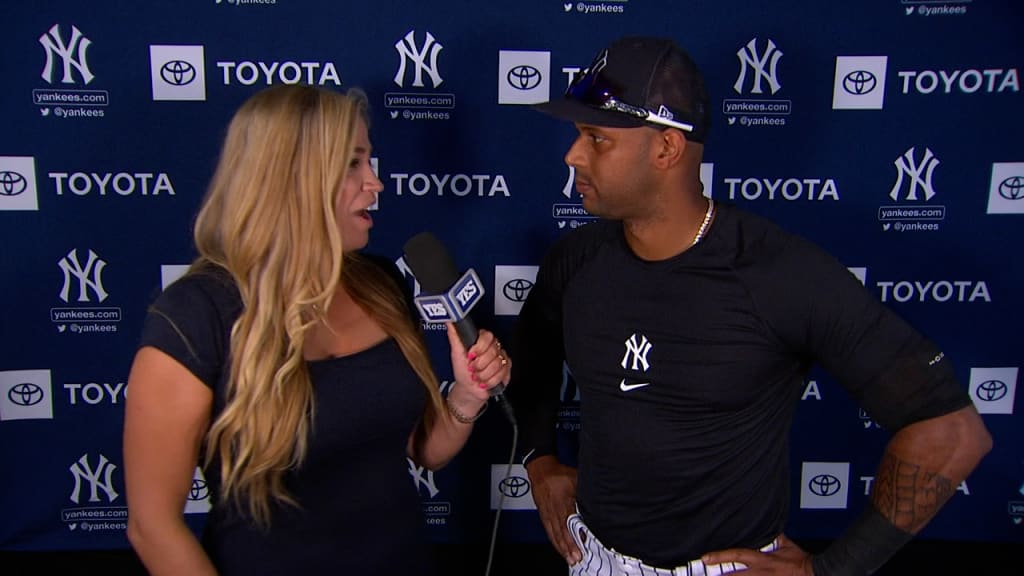 Aaron Hicks injury update from Meredith Marakovits 