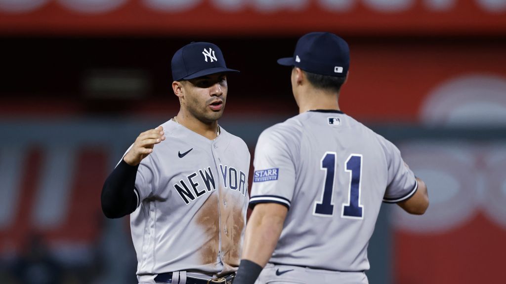 Yankees rally past Royals to secure 31st straight winning season