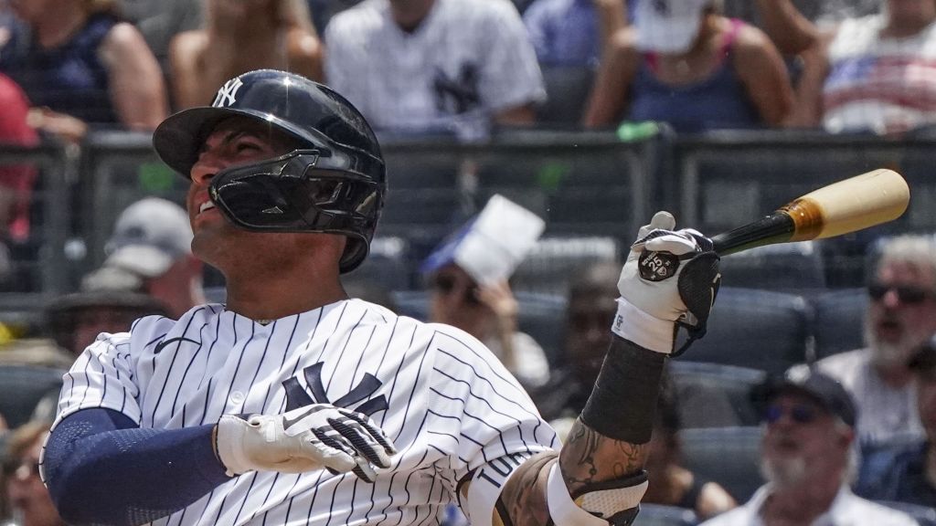 Gleyber Torres leads Yankees to win over Blue Jays