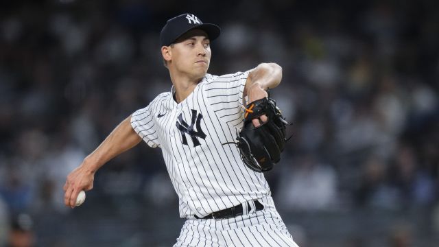 Yankees sign RHP Luke Weaver | Yankees | YES Network