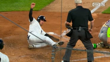 Anthony Volpe hits a sac fly in the third