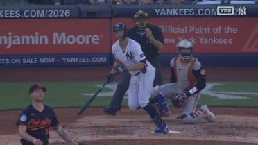 Giancarlo Stanton rips RBI single