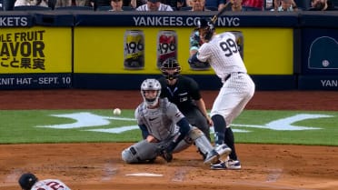 Aaron Judge passes Yogi Berra with 359th career homer
