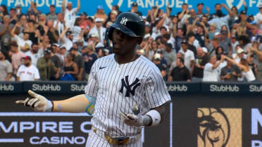Jazz Chisholm Jr. belts a three-run homer
