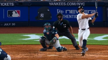 Giancarlo Stanton hits a three-run homer to extend lead
