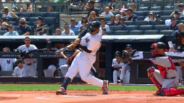 Trent Grisham swats a leadoff home run