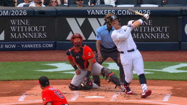 Aaron Judge smacks 53rd homer of the year