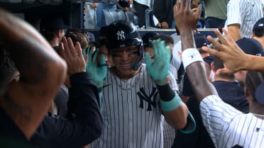 Aaron Judge slams his second home run of the night